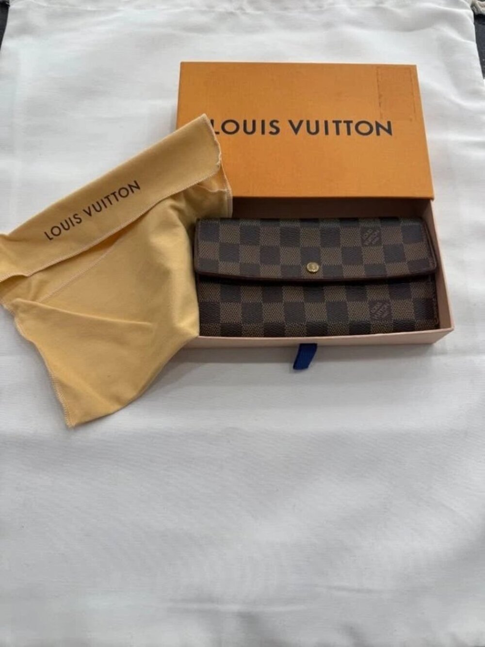 Louis Vuitton Damier Ebene Sarah Wallet